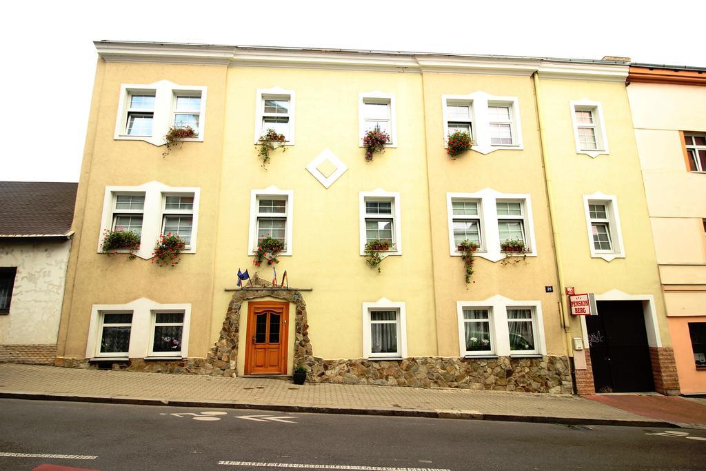 Pension Berg Prag Eksteriør billede